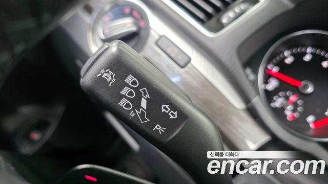 Volkswagen Passat 2018 — photo 28