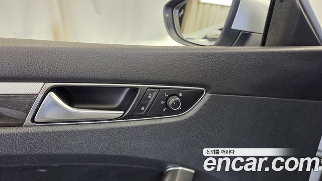 Volkswagen Passat 2018 — photo 30
