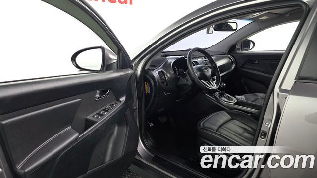 Kia Sportage 2012 — photo 10
