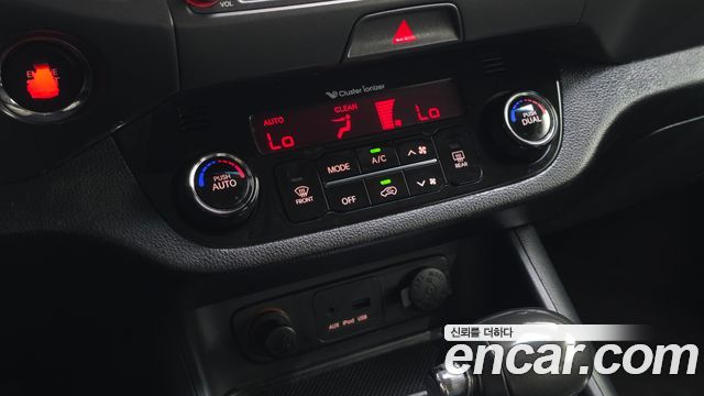 Kia Sportage 2012 — photo 19