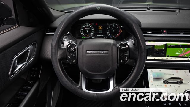 Land Rover Range Rover Velar 2018 — photo 19
