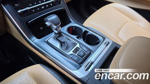 Kia Canival 2022 — photo 12