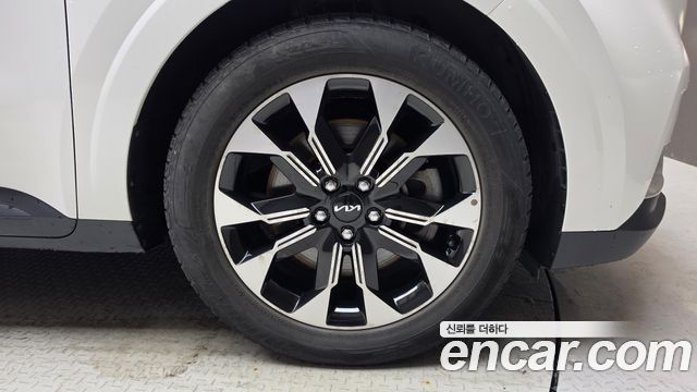 Kia Canival 2022 — photo 7