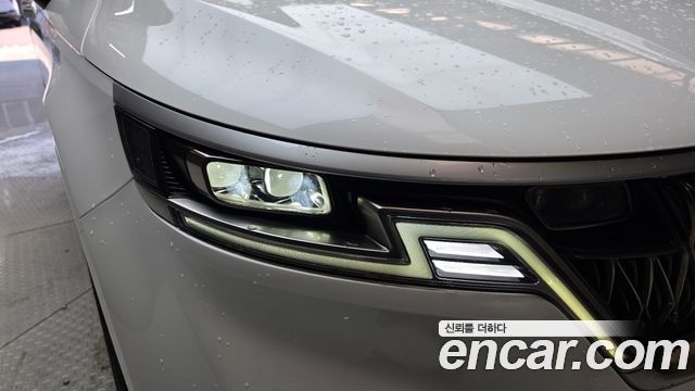 Kia Canival 2022 — photo 8