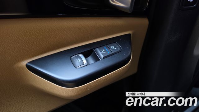 Kia Canival 2022 — photo 29