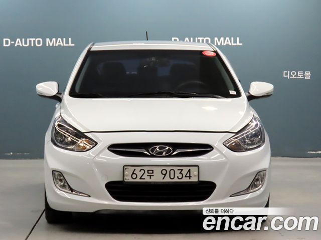 Hyundai Accent 2012 — photo 2