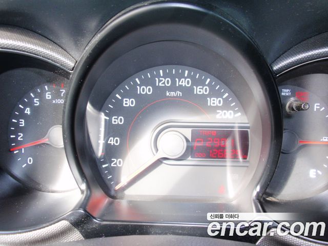Kia RAY 2015 — photo 17