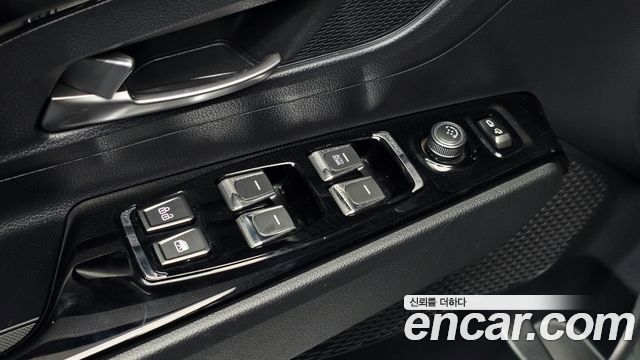 KG Mobility KORANDO 2019 — photo 30