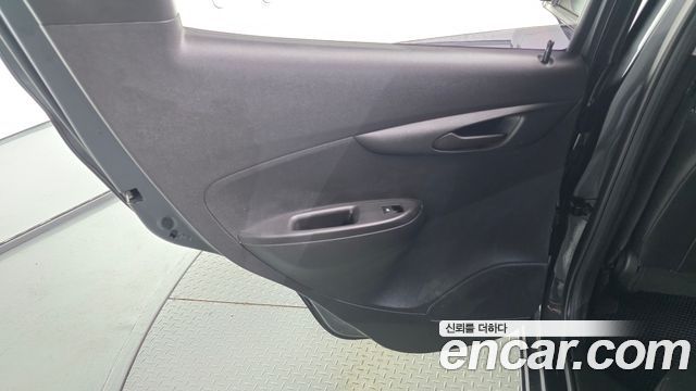 Chevrolet Korea Spark 2017 — photo 15