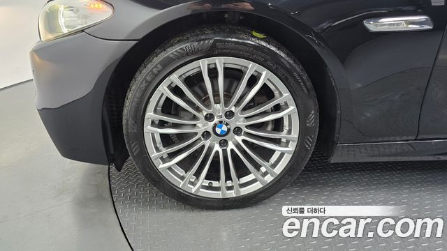 BMW 5-Series 2013 — photo 5