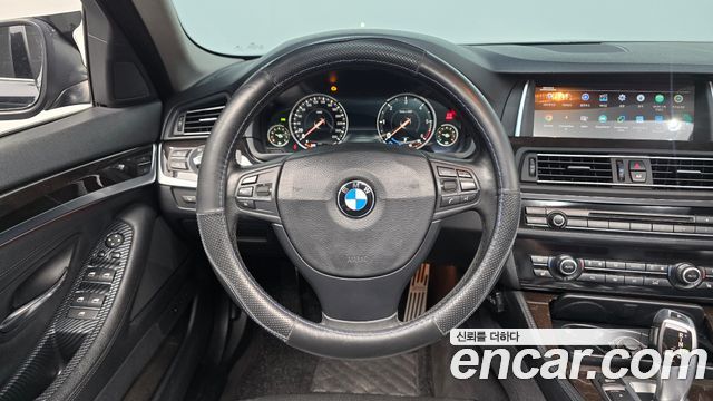 BMW 5-Series 2013 — photo 19