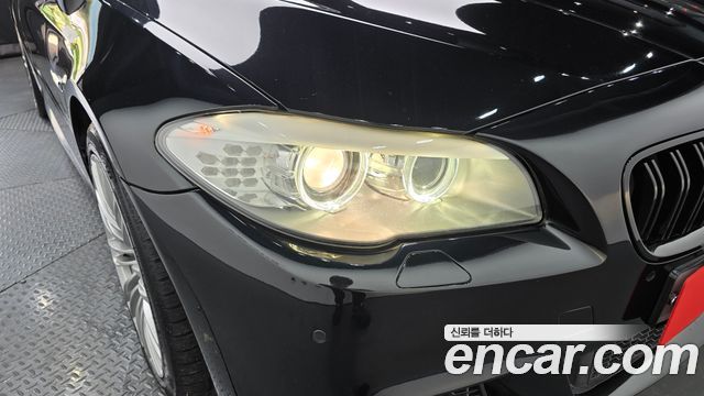BMW 5-Series 2013 — photo 8