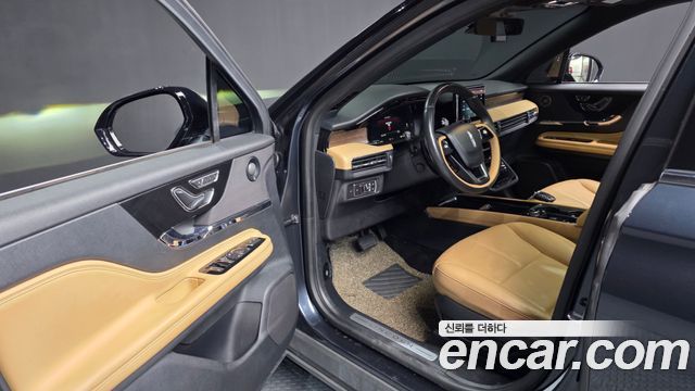 Lincoln Corsair 2021 — photo 13