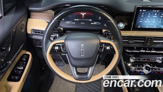 Lincoln Corsair 2021 — photo 19