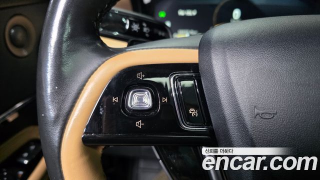 Lincoln Corsair 2021 — photo 33
