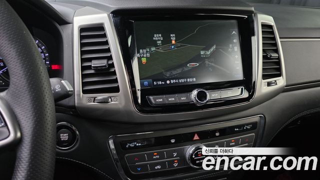 KG Mobility Rexton 2019 — photo 19