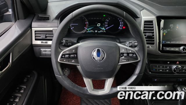 KG Mobility Rexton 2019 — photo 20