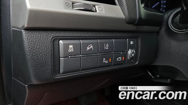 KG Mobility Rexton 2019 — photo 24