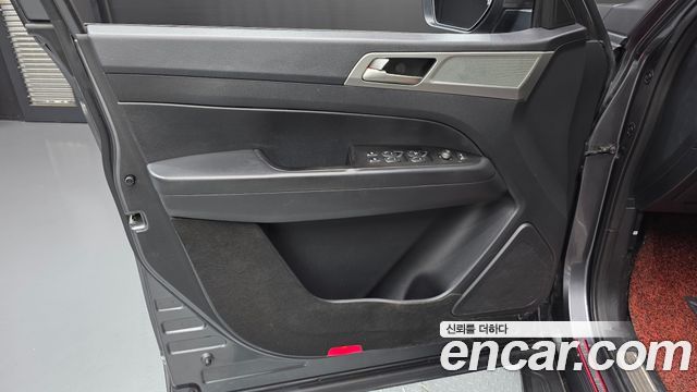 KG Mobility Rexton 2019 — photo 14