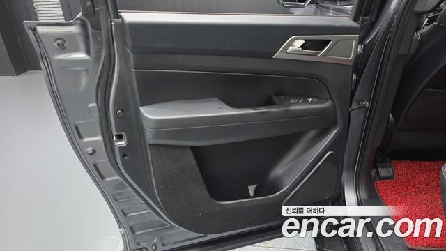 KG Mobility Rexton 2019 — photo 15