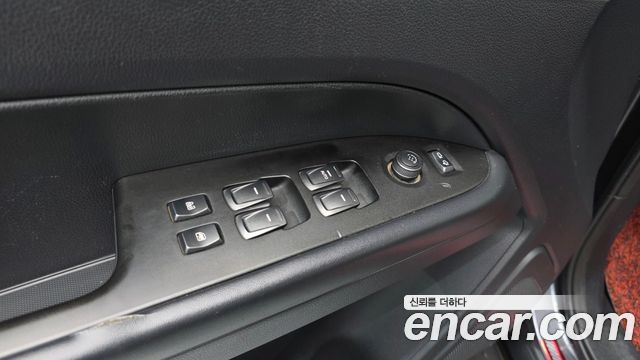 KG Mobility Rexton 2019 — photo 27