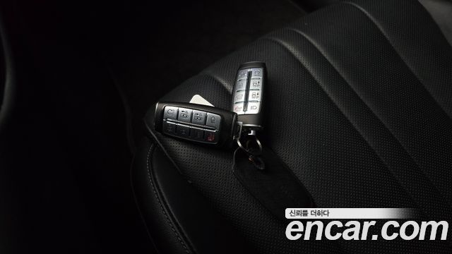 Genesis G80 2021 — photo 20