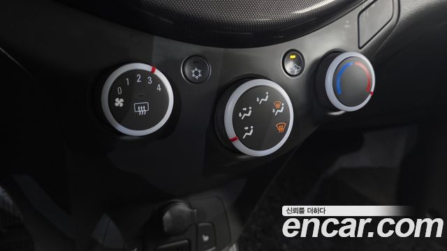 Chevrolet Korea Spark 2014 — photo 18
