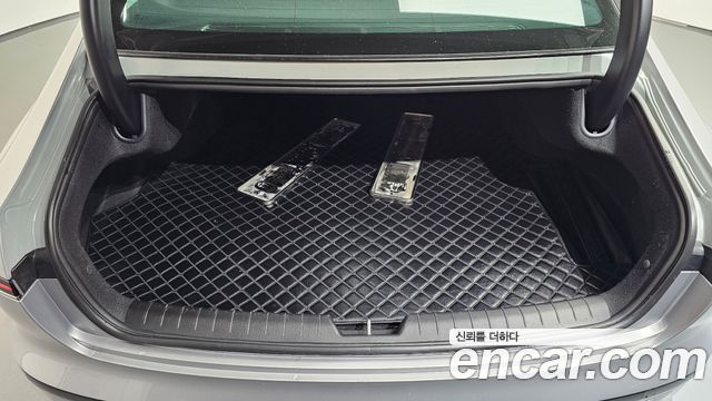 Hyundai Grandeur 2023 — photo 25