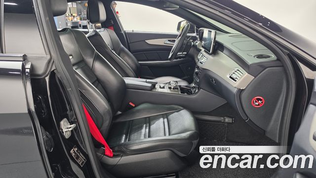 Mercedes-Benz CLS-Class 2012 — photo 11