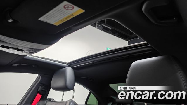 Mercedes-Benz CLS-Class 2012 — photo 17