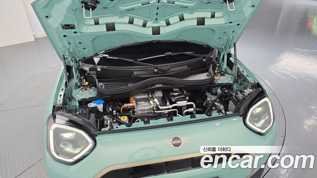 Mini Aceman 2026 — photo 6