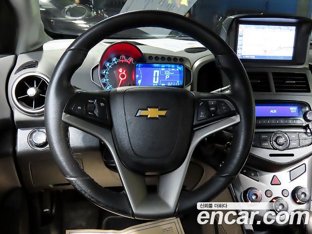 Chevrolet Korea Aveo 2016 — photo 10