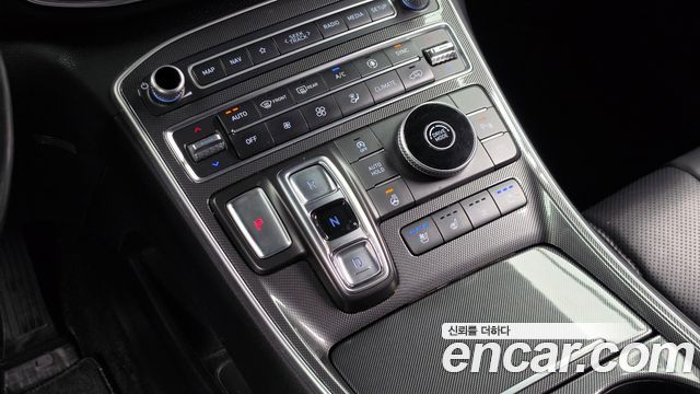 Hyundai Santafe 2021 — photo 12