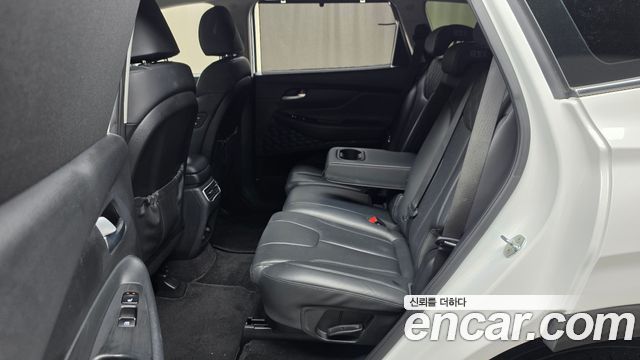 Hyundai Santafe 2021 — photo 16
