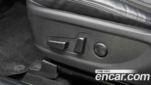 Hyundai Santafe 2021 — photo 29