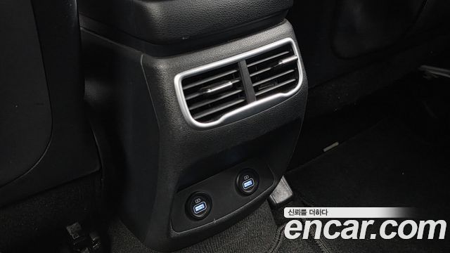Hyundai Santafe 2021 — photo 31