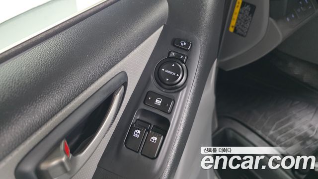 Hyundai Starex 2020 — photo 23