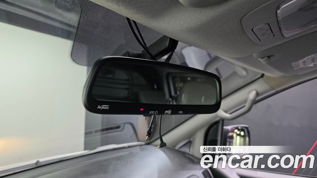 Hyundai Starex 2020 — photo 25
