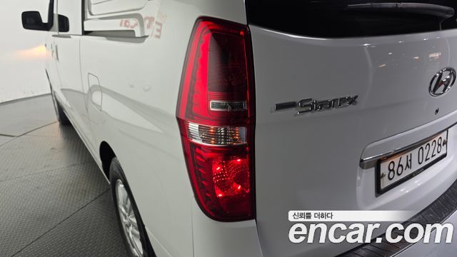Hyundai Starex 2020 — photo 9