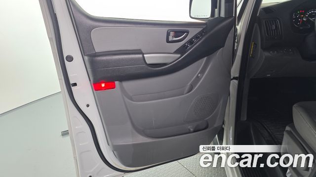 Hyundai Starex 2020 — photo 15