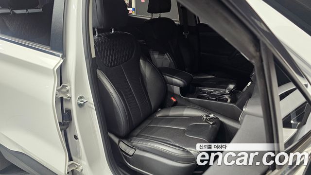 Hyundai Santafe 2019 — photo 12