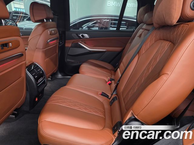 BMW X7 2025 — photo 10