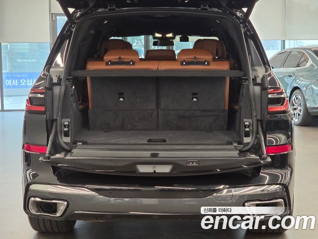 BMW X7 2025 — photo 18