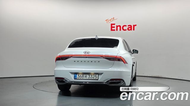 Hyundai Grandeur 2022 — photo 4