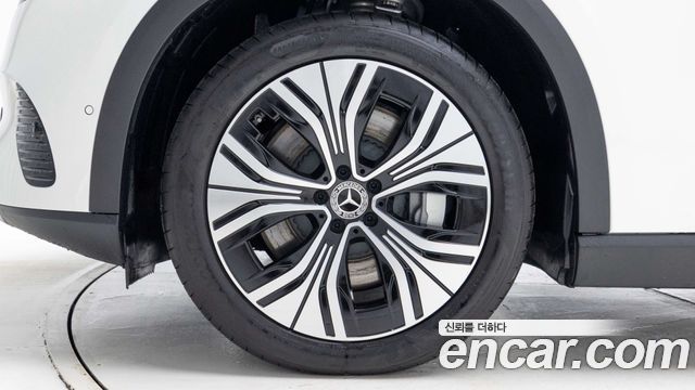 Mercedes-Benz EQE 2026 — photo 5