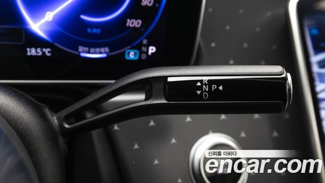 Mercedes-Benz EQE 2026 — photo 9