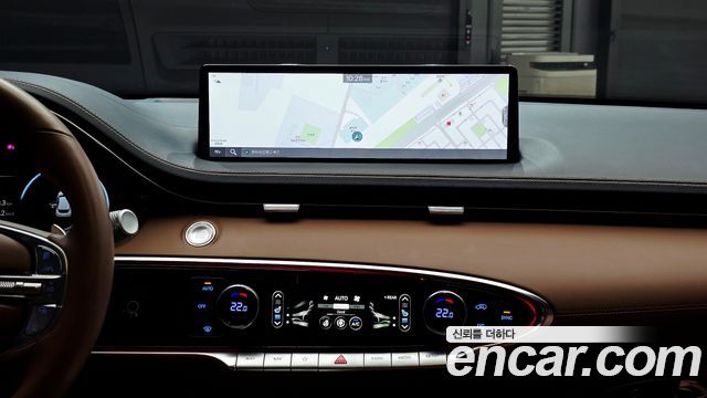 Genesis GV70 2023 — photo 19