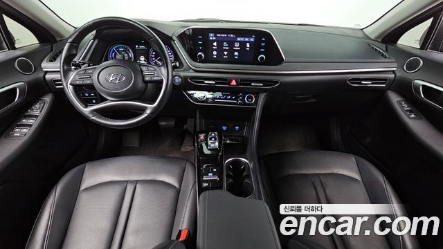 Hyundai Sonata 2022 — photo 10