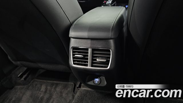 Hyundai Sonata 2022 — photo 25