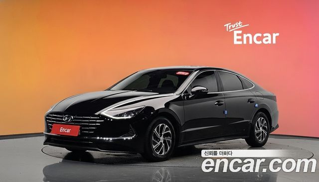 Hyundai Sonata 2022 — photo 1